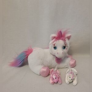 2016 Hasbro unicorn suprize with 2 baby unicorn suprizes- Plush Toy